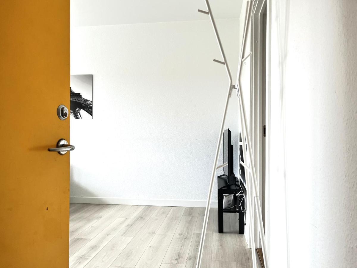One-Bedroom Apartment Located In The Charming City Of 콜딩 외부 사진